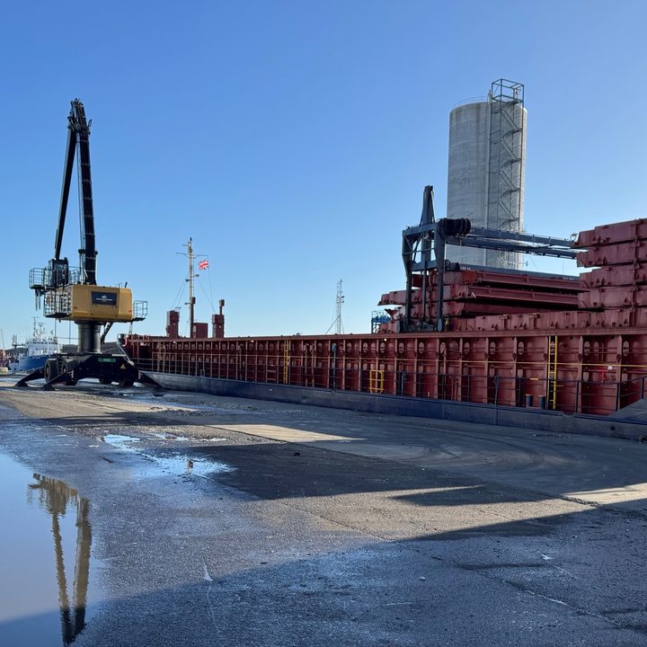 Cargo ship alongside the quay