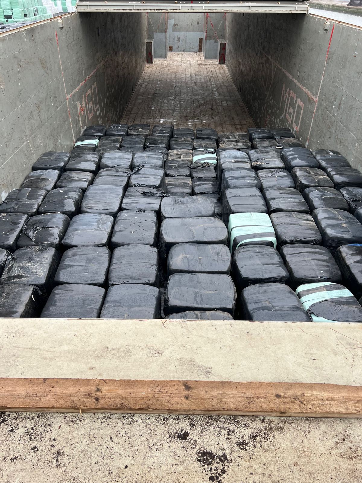 Wrapped RDF bales loaded in a ship's hold